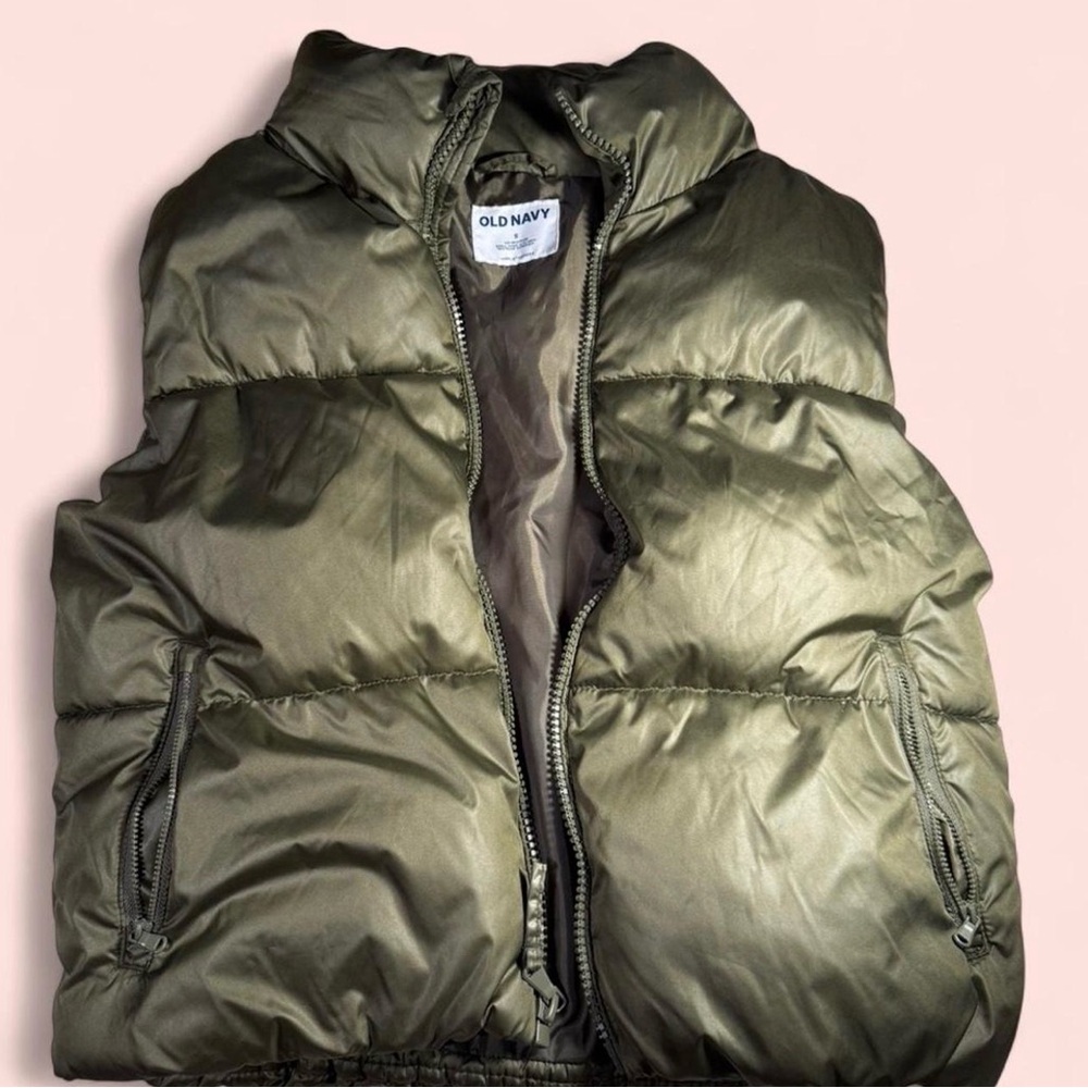 Old Navy Olive Green Puffer Vest – Size S